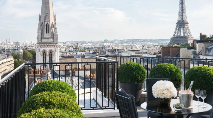 Vue sur Tour Eiffle terrasse Tour Eiffel