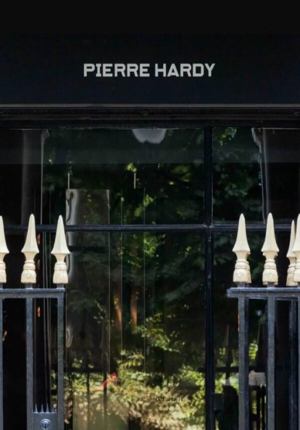 Pierre Hardy adresse