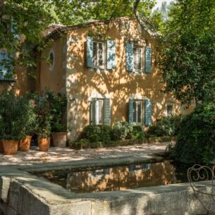 Vue extérieure Baumanière Les Baux de Provence