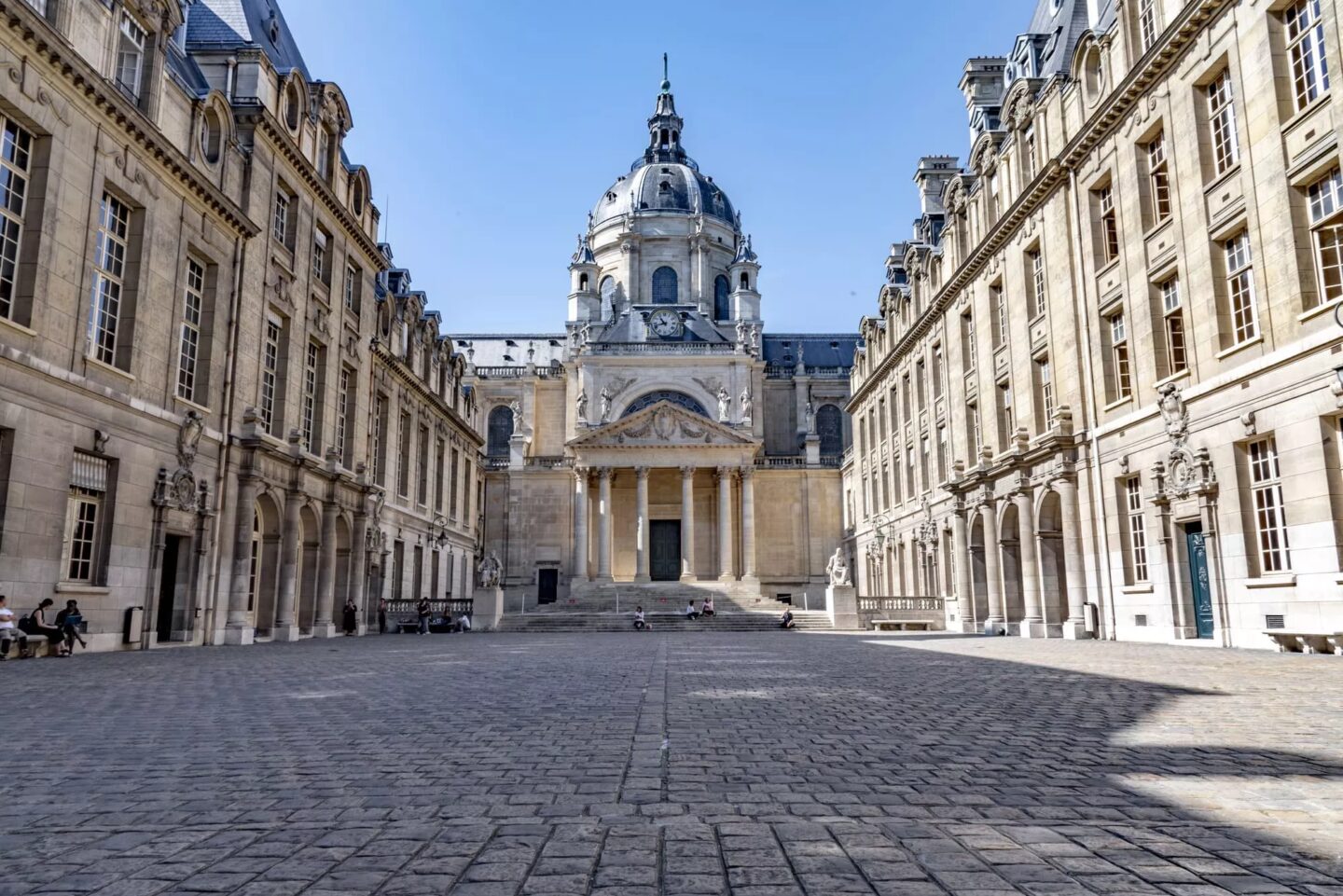 La sorbonne cour d'honneur