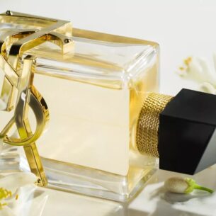 Bouteille de parfums YSL