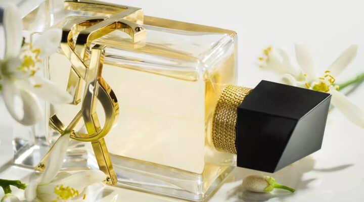 Bouteille de parfums YSL