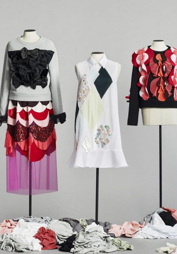 Portant vêtements de Luxe